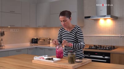 https://video.neoskola.net/lesson-thumbnails/676a98bbd219795850ae8ef8-1750376562168.jpg