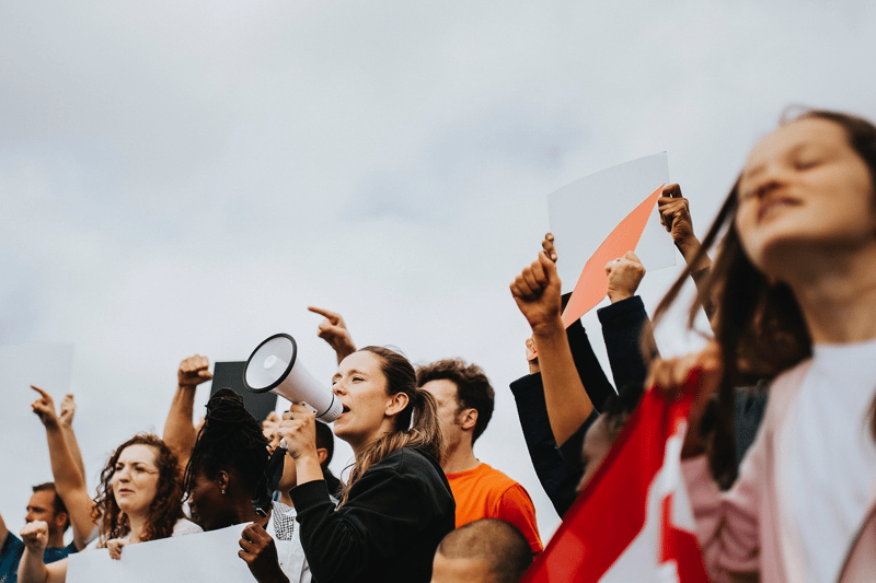 Politik Psikoloji ve Toplumsal Psikoloji Nedir? - Neo Skola Blog